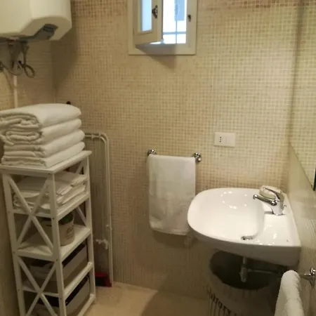 Holiday home Casetta Lena *