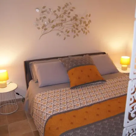 Holiday home Casetta Lena *